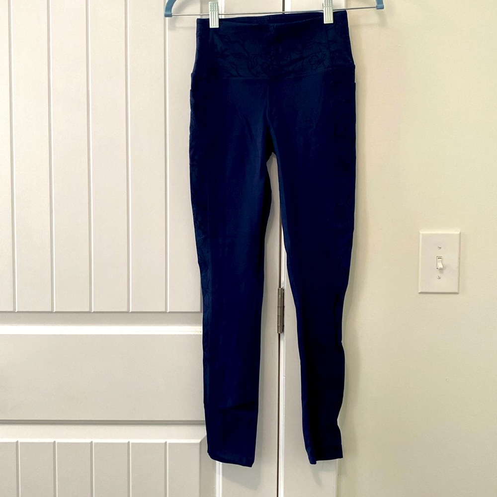Navy workout pants - Picture 2 of 5